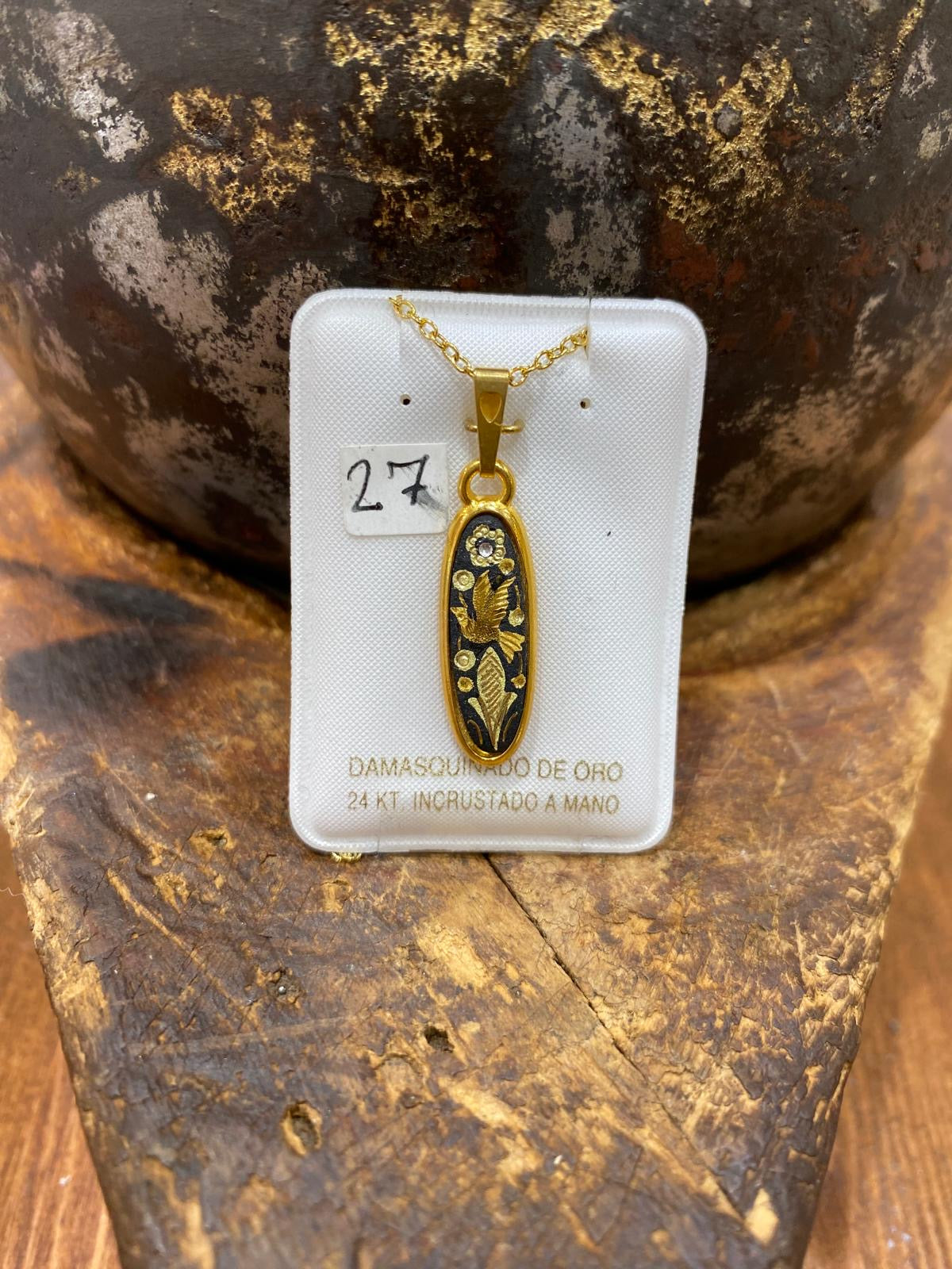 Colgante Ovalado de Oro 24 Kt Nº2