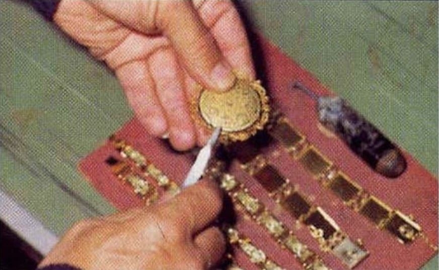 El damasquinado de Toledo, declarado Bien de Interés Cultural: un arte único que aspira a ser Patrimonio de la Humanidad