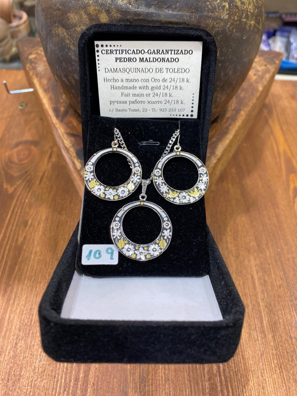 Juego Estrellas Pendientes y Colgante